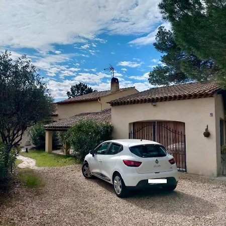 Avec Piscine A Debordement - Sans Vis A Vis *
