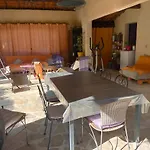 Avec Piscine A Debordement - Sans Vis A Vis
