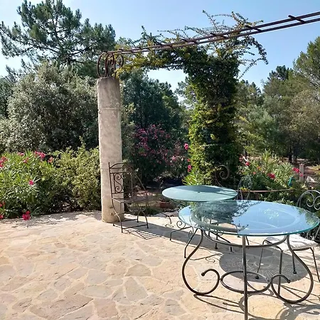 Villa Avec Piscine à Débordement - Sans Vis à Vis Roquebrune-sur-Argens