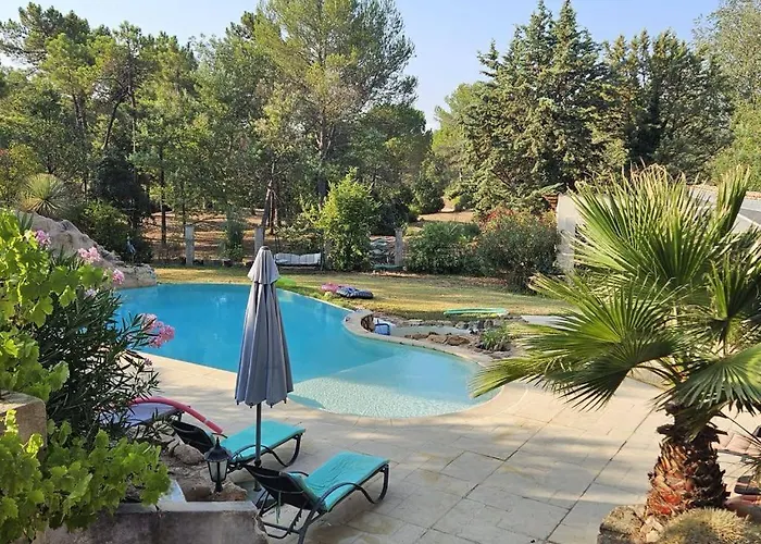 Avec Piscine A Debordement - Sans Vis A Vis Villa *